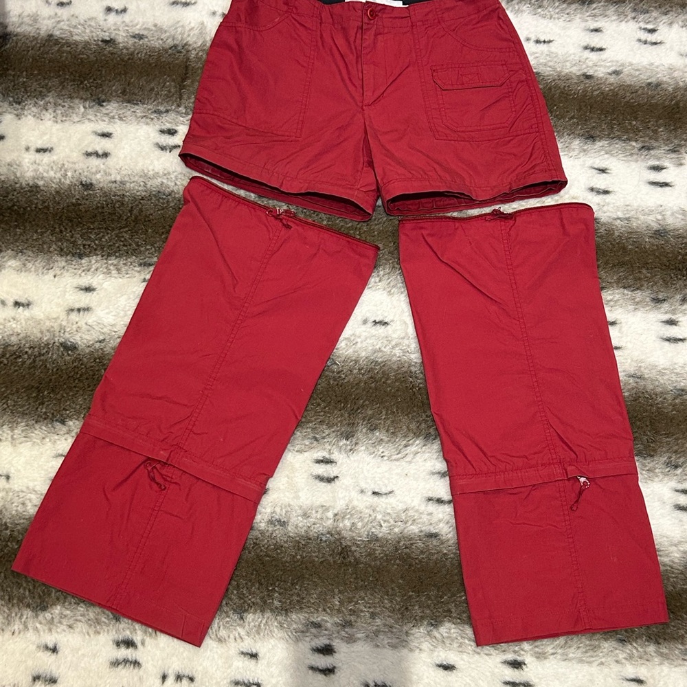 Convertible Tiered Red Cargo Pants - Blumind